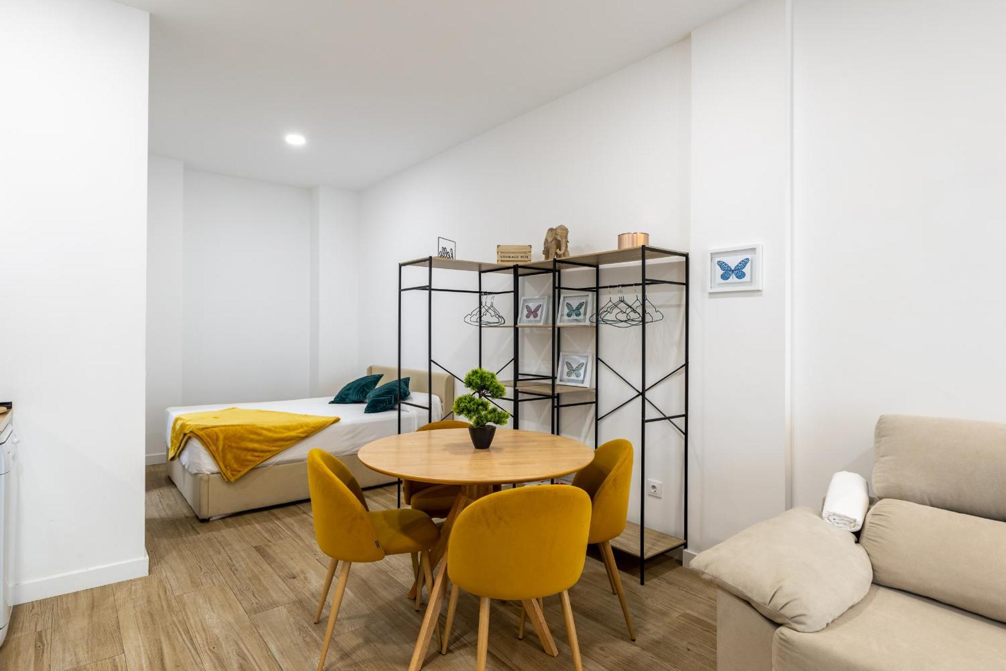 Atocha Apartment Madrid Luaran gambar